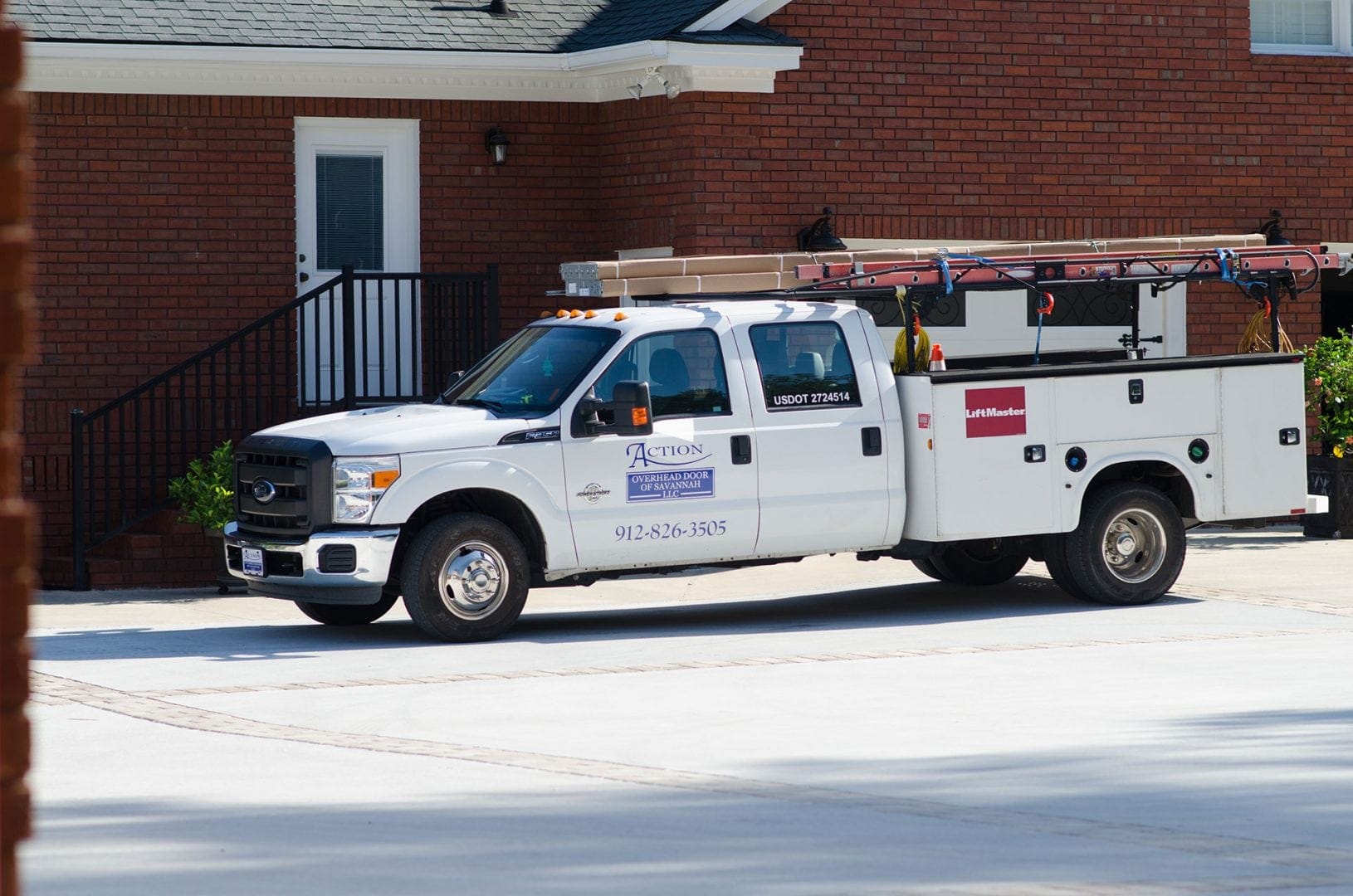 Residential Garage Doors 2 residential garage doors servicing rincon